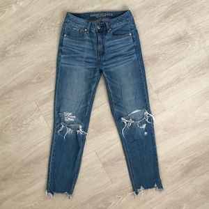 American Eagle High Rise Tomgirl Jeans
